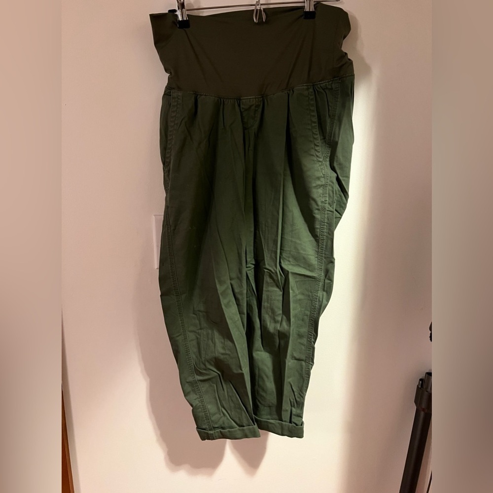 Old navy loose maternity pants